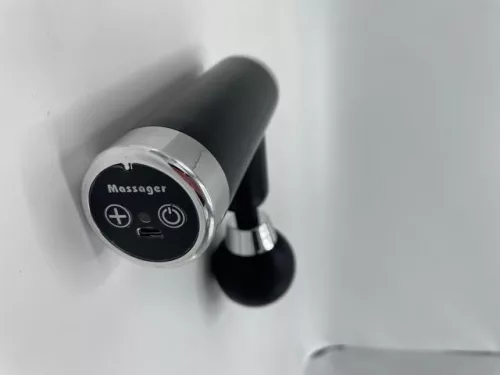 Masszázspisztoly erős rezgés fekete mini