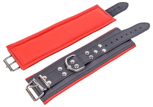 Párnázott bőr csuklókötöző – fekete-piros színben