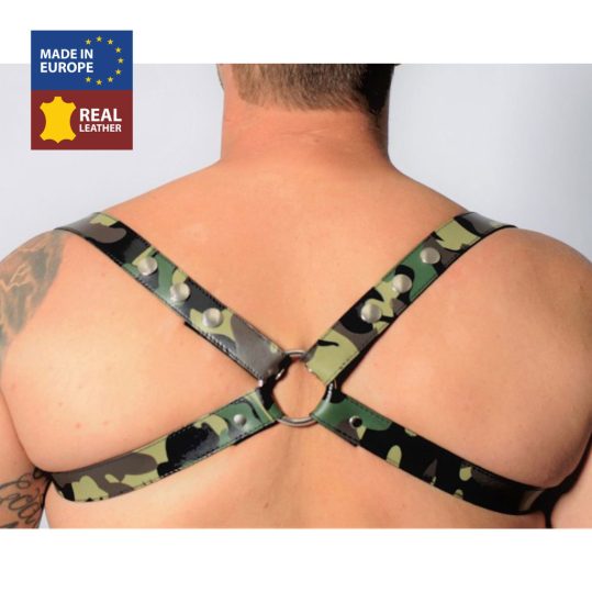 Camouflage bőr hám – stílusos férfi kiegészítő S/M