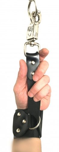 Bőr bilincsek – pánik ellen védett karabinerrel
