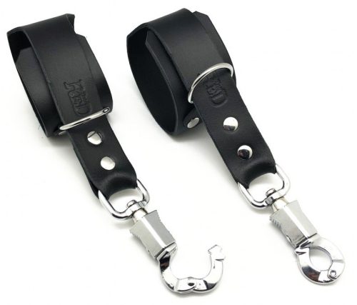 Bőr bilincsek – pánik ellen védett karabinerrel
