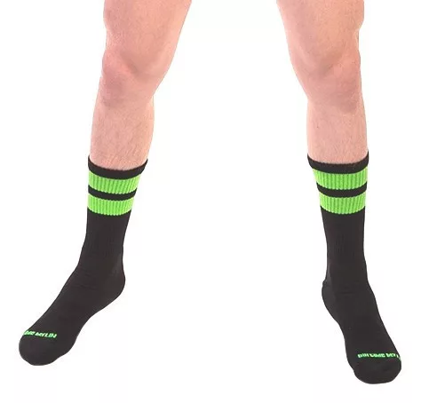 Fluoreszcens zöld edzőzokni - stílus és kényelem