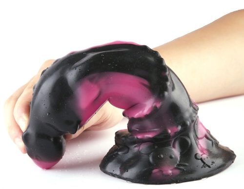 Dracis – prémium szilikon dildó (18 x 6 cm)