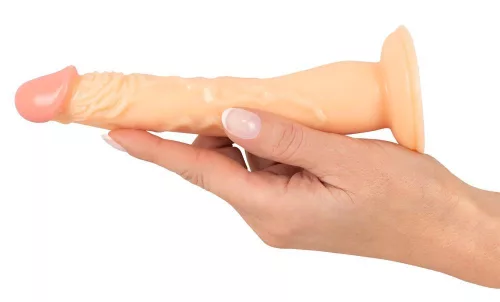 Színes dildó reális kidolgozással 18 cm PVC tapadókoronggal
