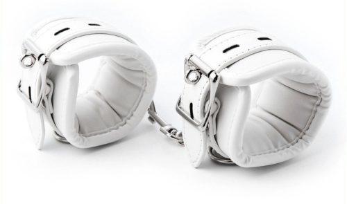 Cuff Bomb – fehér bokapántok a szenvedélyes játékhoz