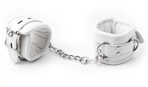 Cuff Bomb – fehér bokapántok a szenvedélyes játékhoz