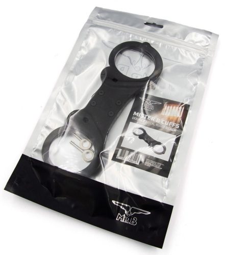 Fém Bilincsek – merev, fekete dizájn prémium érzékiséghez