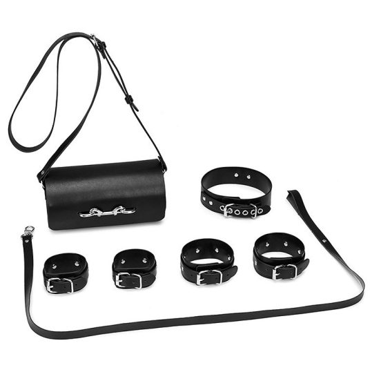 Kit SM Flavia – 4 részes prémium fekete szett