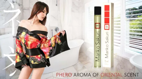 Feromon Mariko Sakuri női parfüm 15 ml