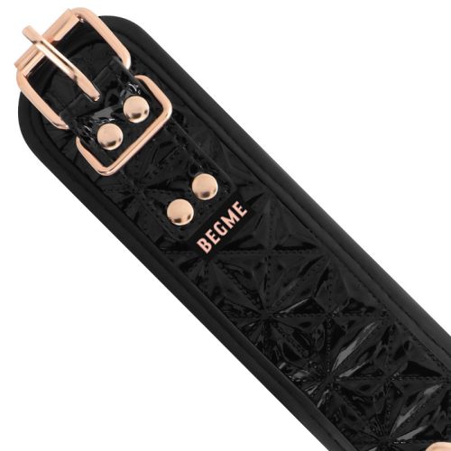 BEGME - fekete nyakörv mellbimbóklipszekkel, prémium hatás