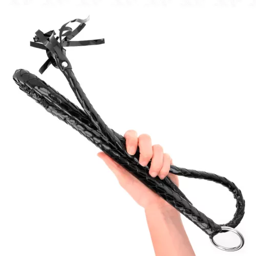 KINK – hosszú, fényes PVC ostor 138 cm
